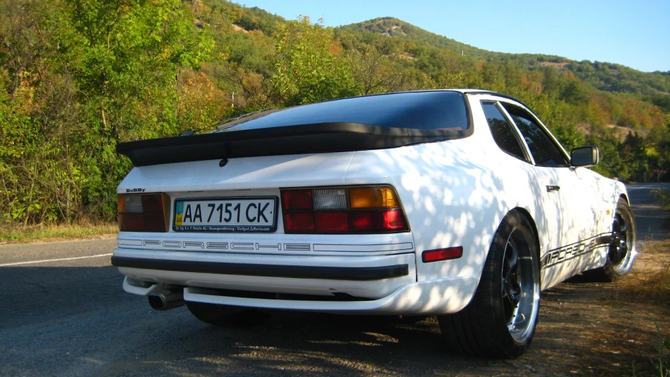 Porsche 944 Жеребчик 2