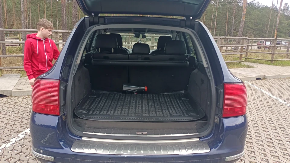 Porsche Cayenne 4