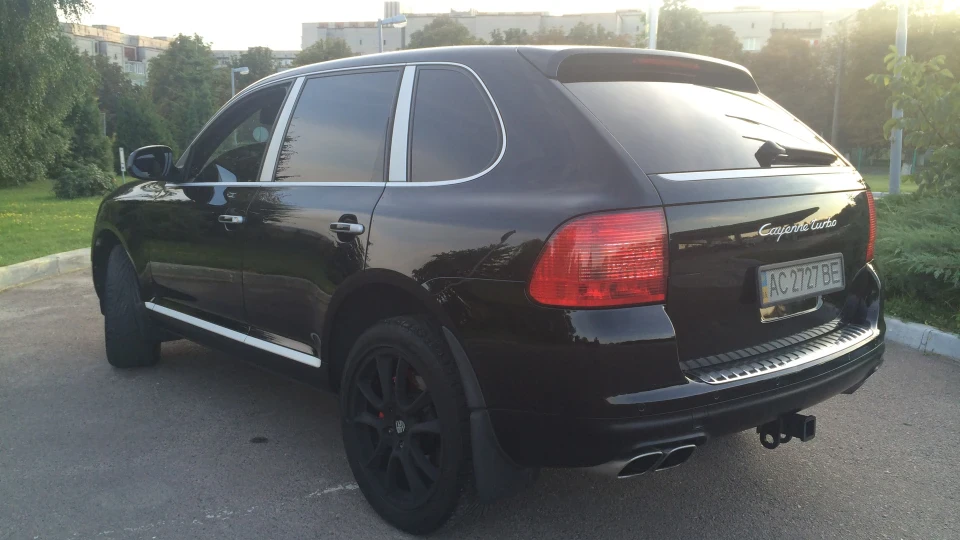 Porsche Cayenne 4