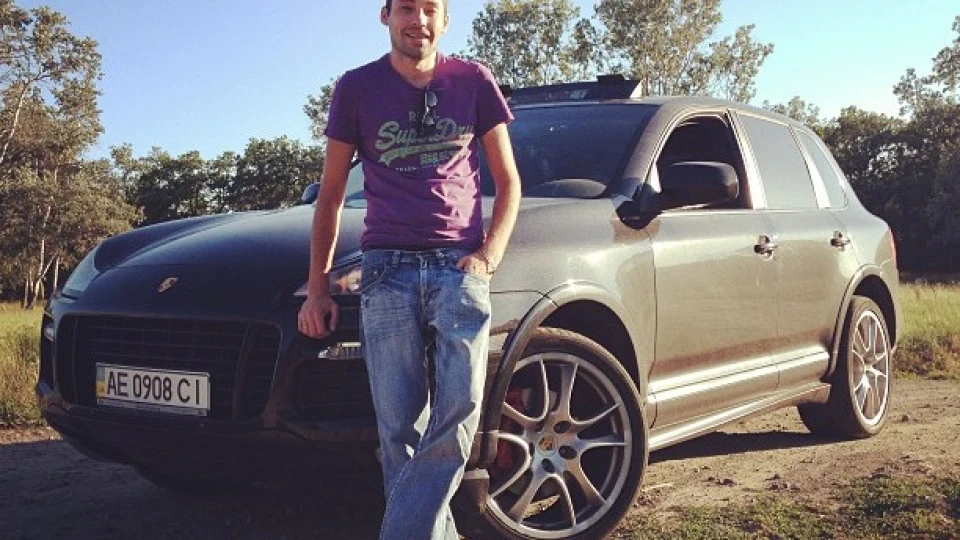 Porsche Cayenne 2