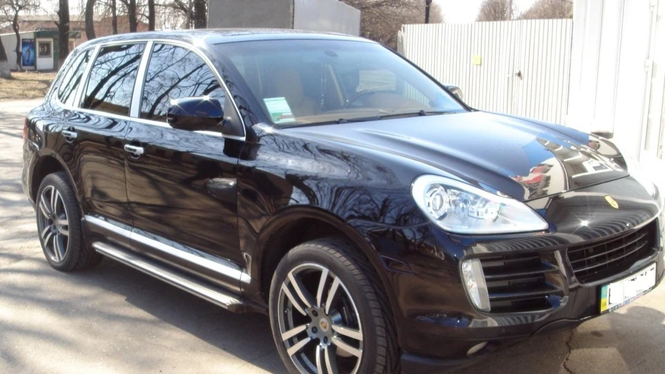 Porsche Cayenne 2