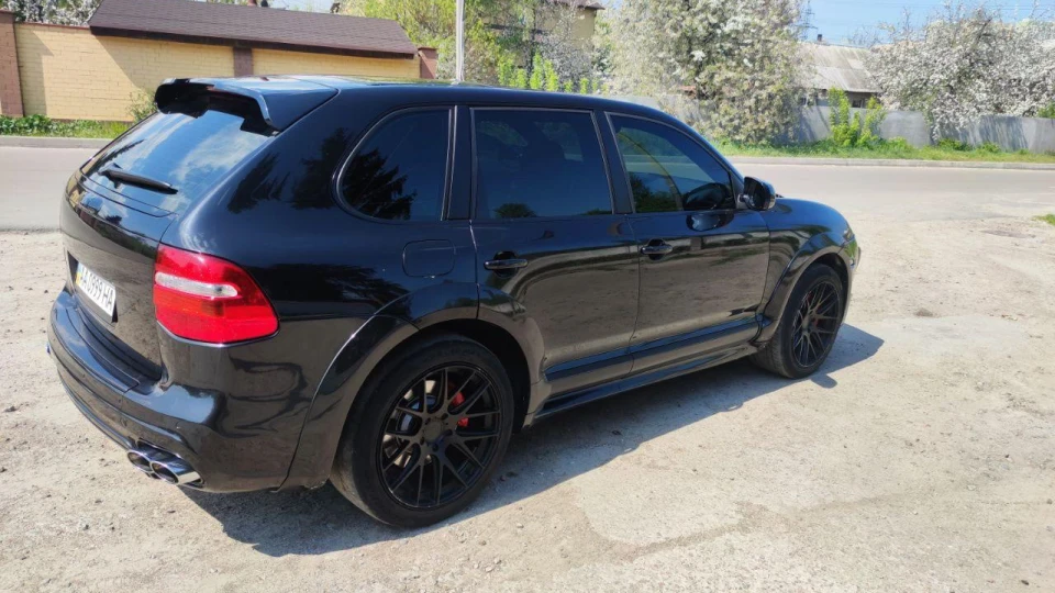 Porsche Cayenne 5