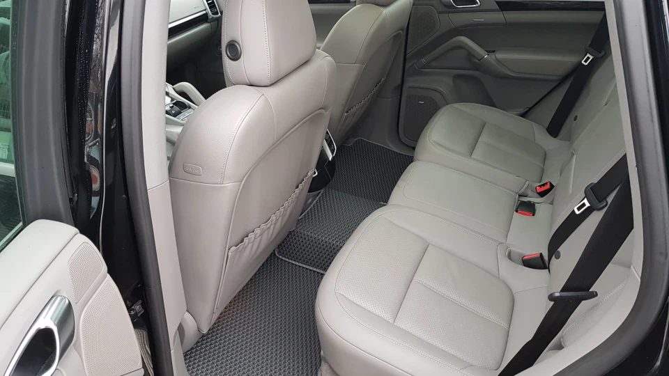Porsche Cayenne 3