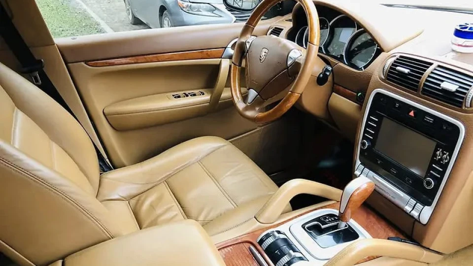 Porsche Cayenne 3