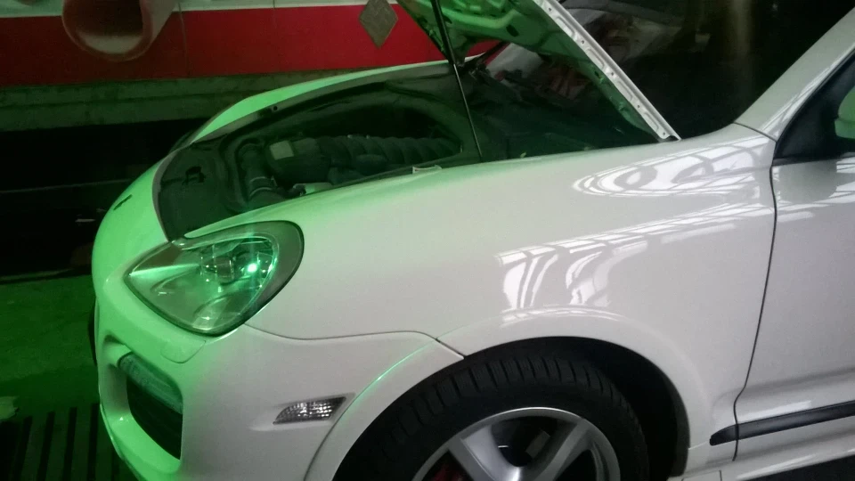Porsche Cayenne 4.8 GTS 4