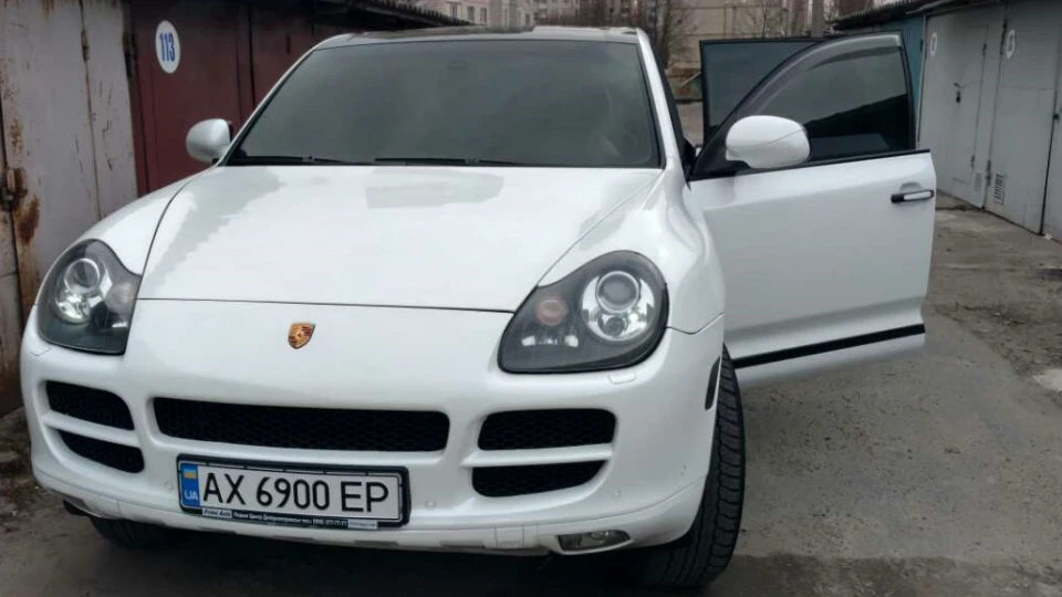 Porsche Cayenne Білий лебідь 5