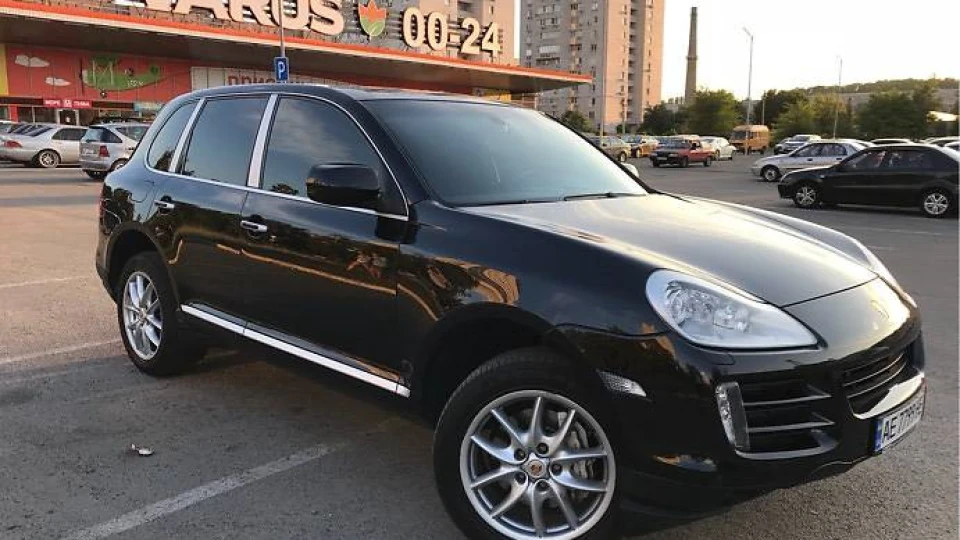 Porsche Cayenne ЧОРНИЙ ПРИНЦ