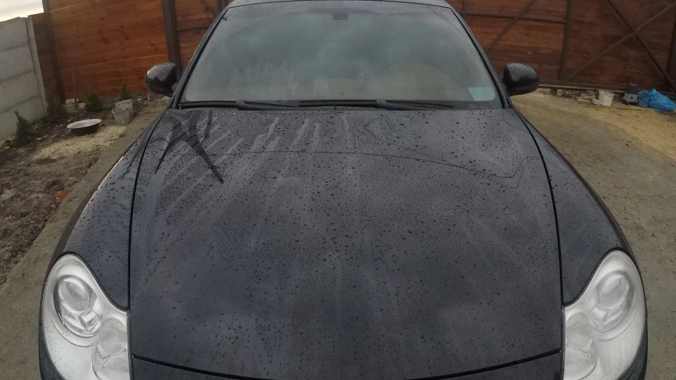 Porsche Cayenne Чавунний скорохід