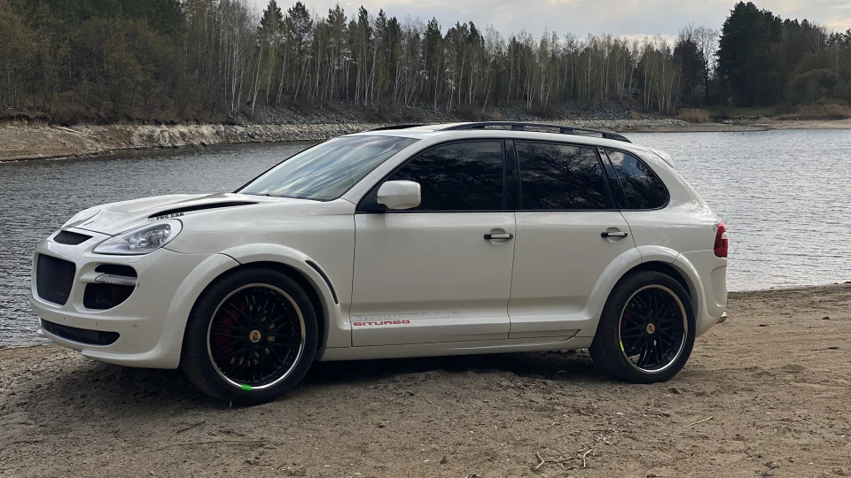 Porsche Cayenne GEMBALLA GT550 Biturbo