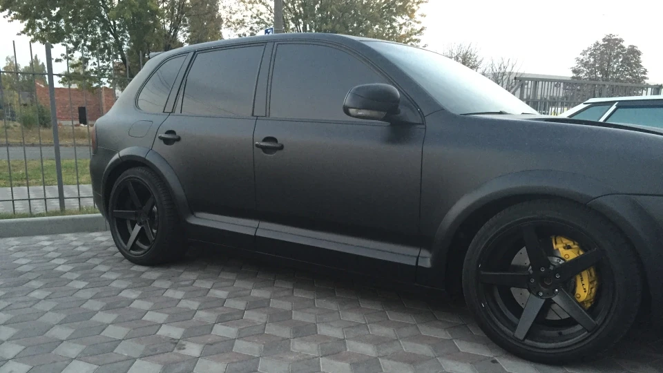 Porsche Cayenne GEMBZILLA 3