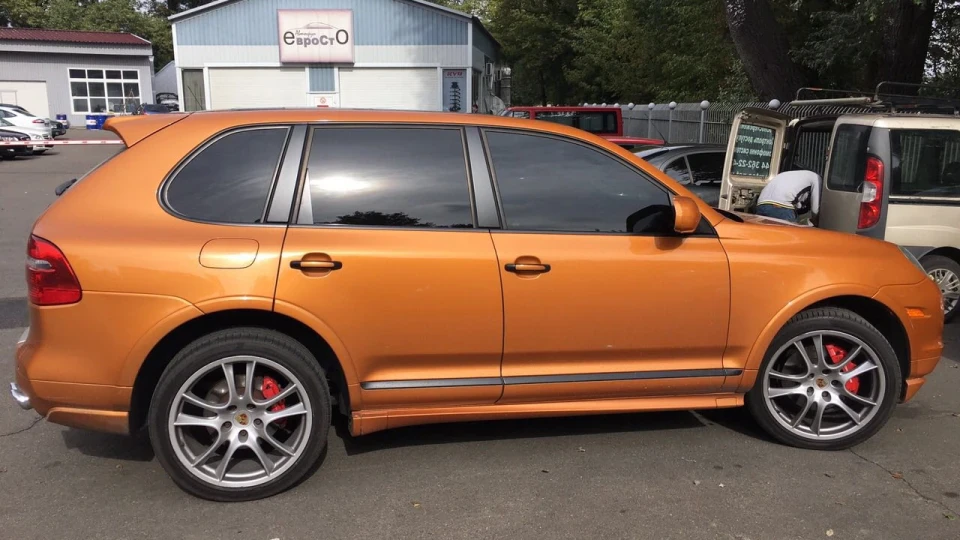 Porsche Cayenne GTS 5