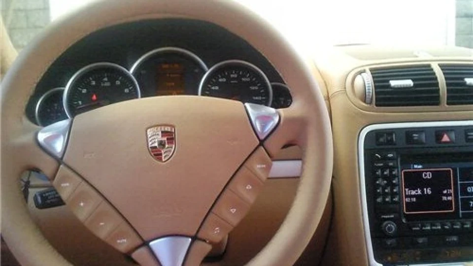 Porsche Cayenne GTS 2