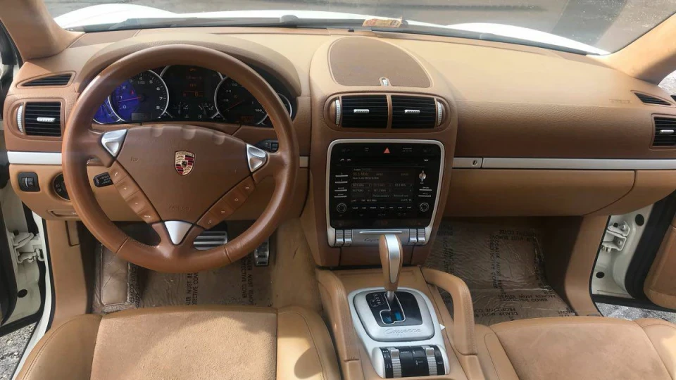 Porsche Cayenne GTS 4