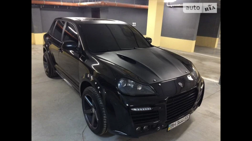 Porsche Cayenne MAGNUM