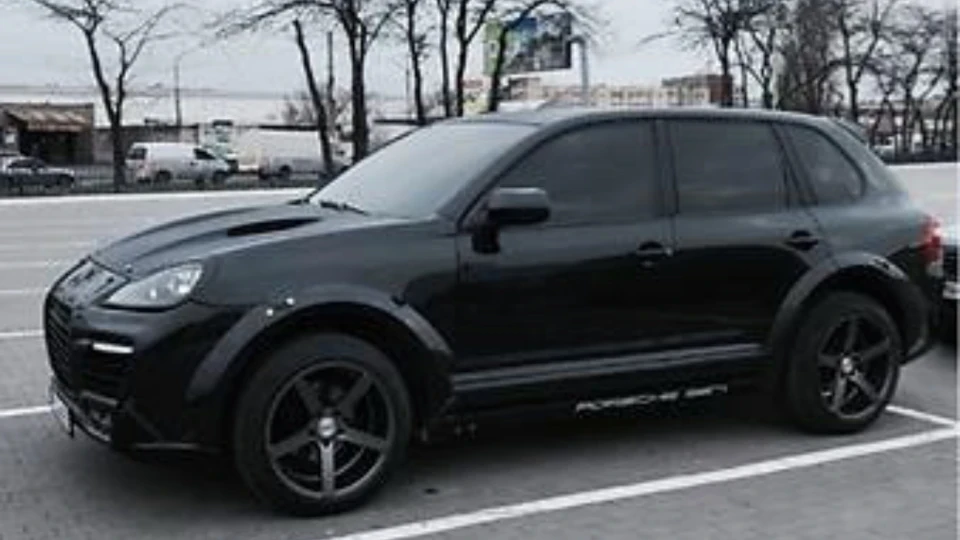 Porsche Cayenne MAGNUM 2
