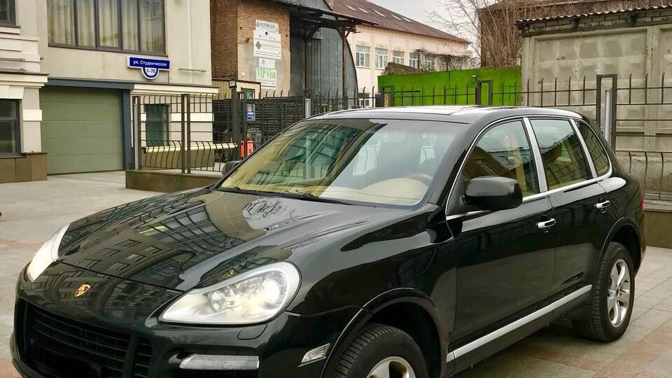 Porsche Cayenne Rocket 🚀