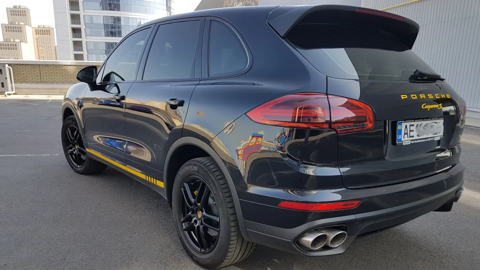 Porsche Cayenne S BiTurbo Monster 2016 ✊