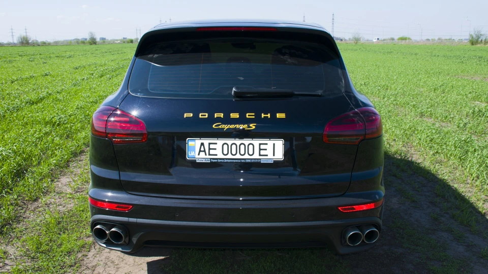 Porsche Cayenne S BiTurbo Monster 2016 ✊ 4