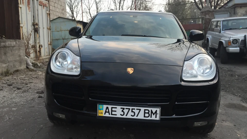 Porsche Cayenne S 2