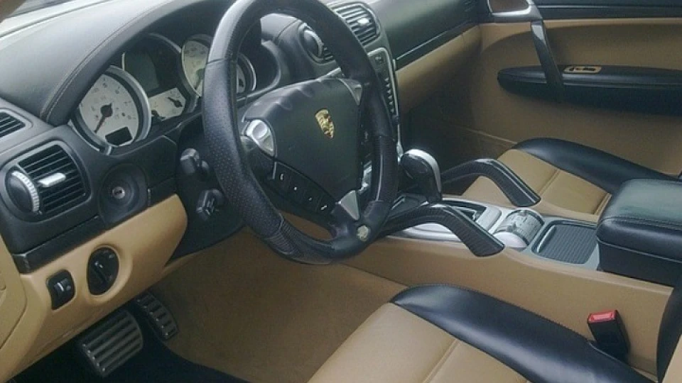 Porsche Cayenne Turbo Magnum JP 5