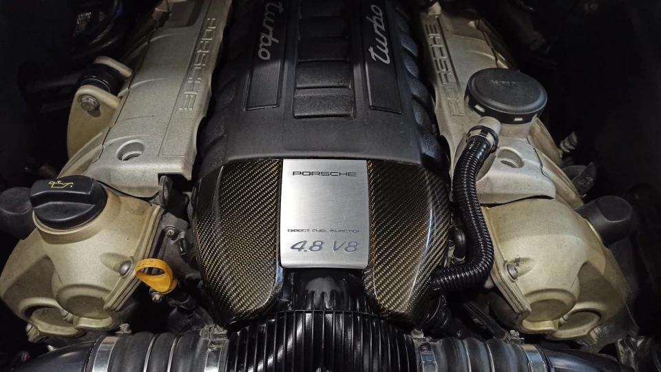 Porsche Cayenne Turbo блискавка 4