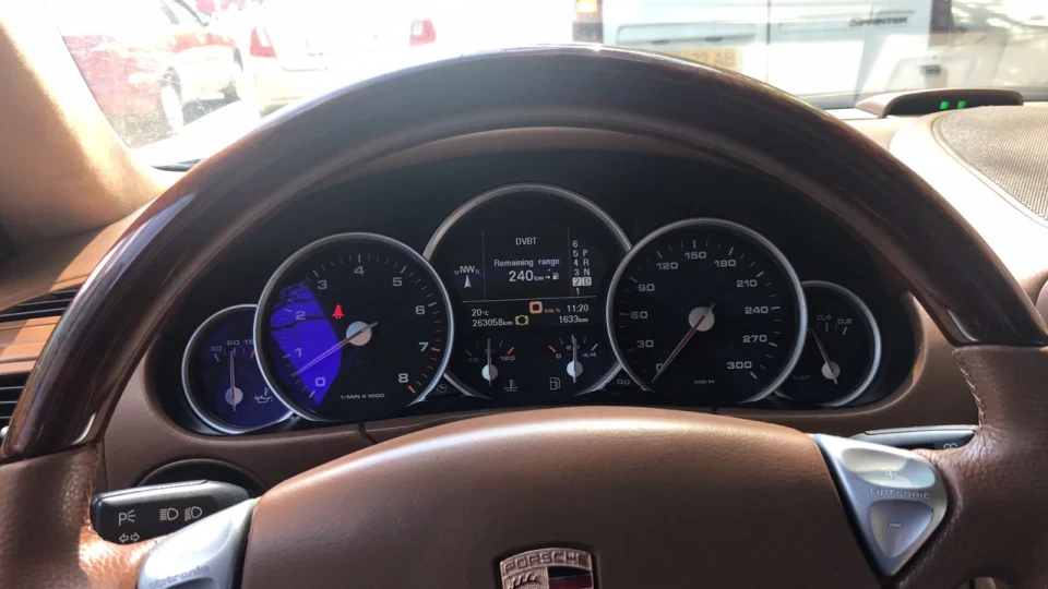 Porsche Cayenne Turbo S 3