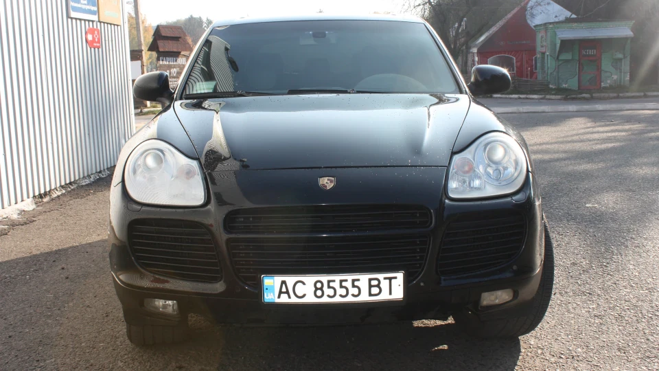 Porsche Cayenne Turbo USA 3