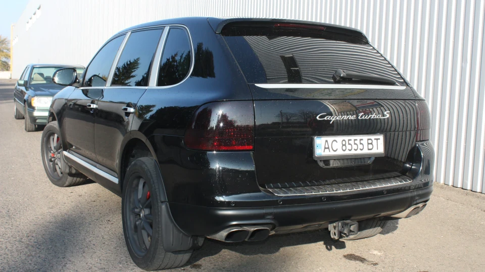 Porsche Cayenne Turbo USA 5