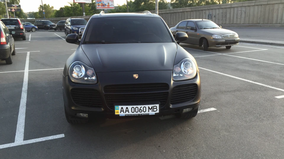 Porsche Cayenne Turbo 2