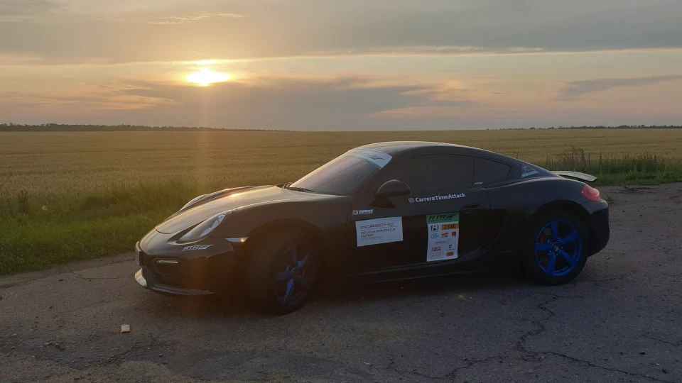 Porsche Cayman 5