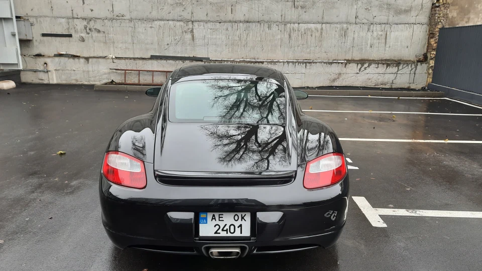 Porsche Cayman 4