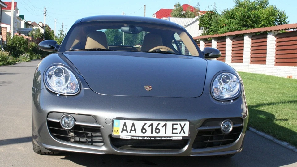 Porsche Cayman S Metor Gray 2
