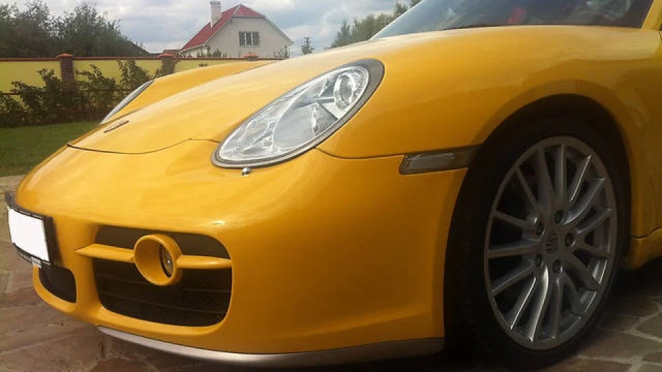 Porsche Cayman S 4