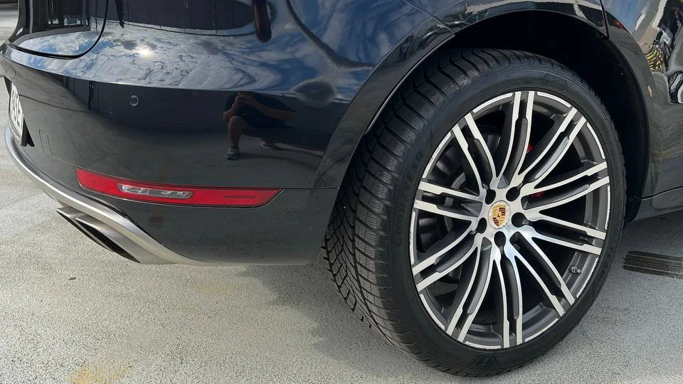 Porsche Macan 3