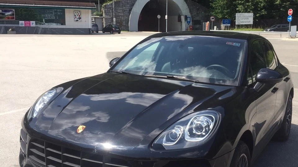 Porsche Macan Turbo 3