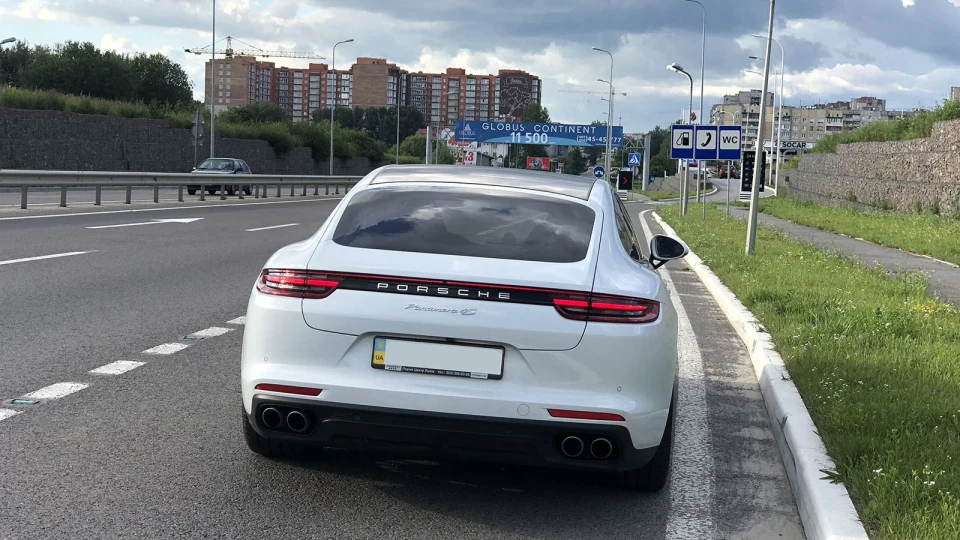 Porsche Panamera 3
