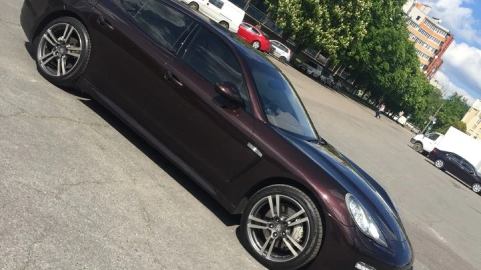Porsche Panamera 2
