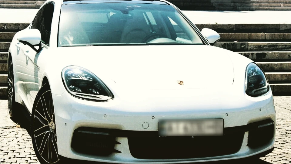 Porsche Panamera 4S