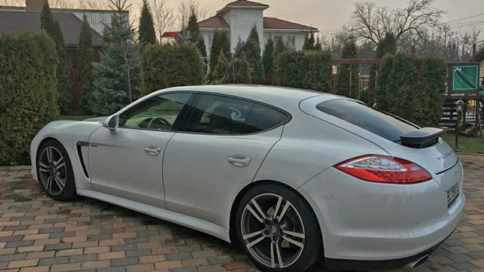 Porsche Panamera DIESEL 2