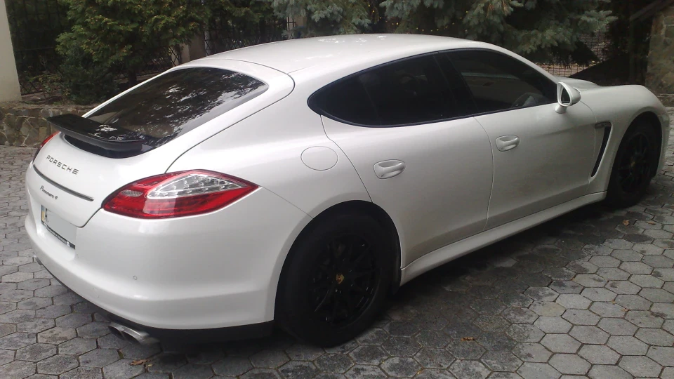 Porsche Para 'Рай у курені' 2