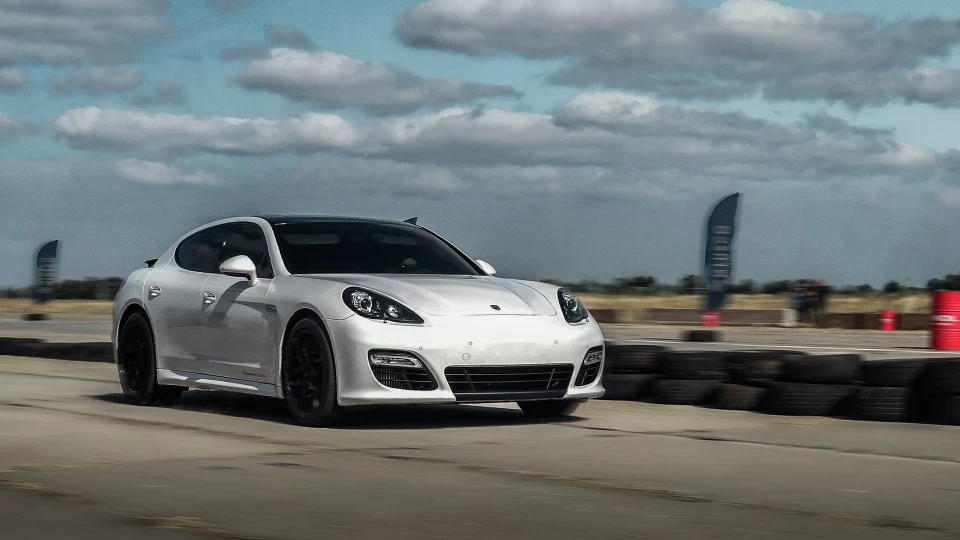 Porsche Panamera Turbo "GAME OVER" 770hp+