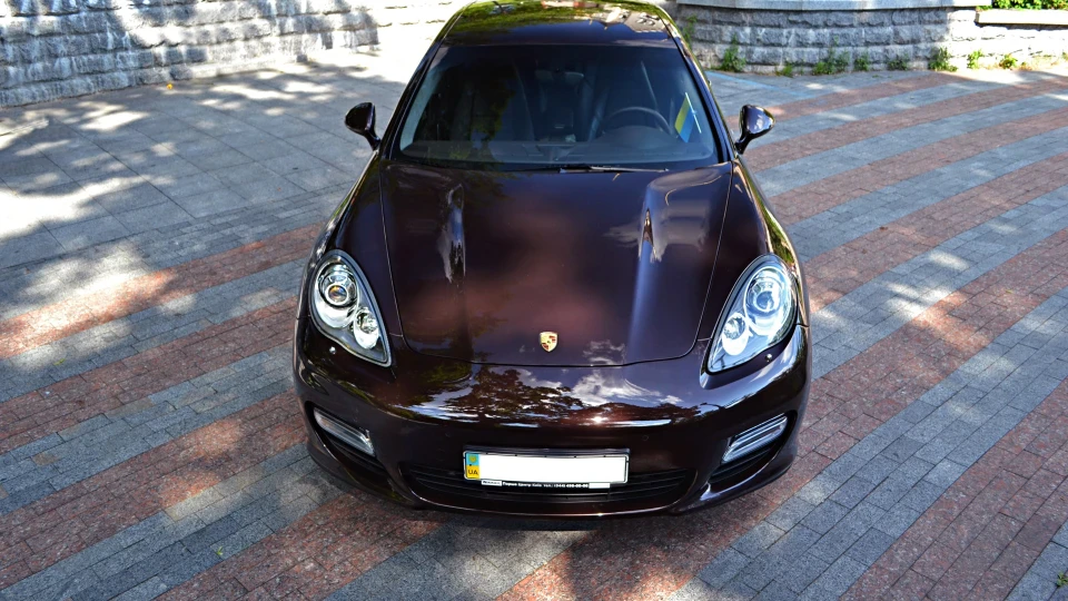 Porsche Panamera Turbo-Ideal GT 3