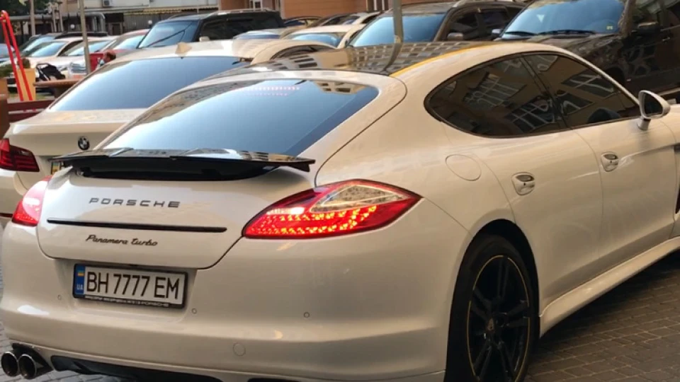 Porsche Panamera Turbo 2