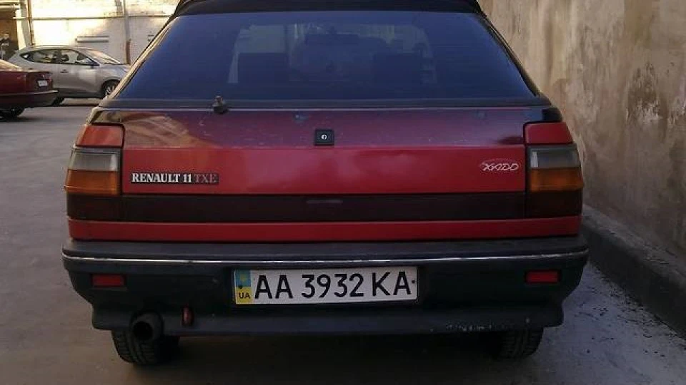 Renault 11 4