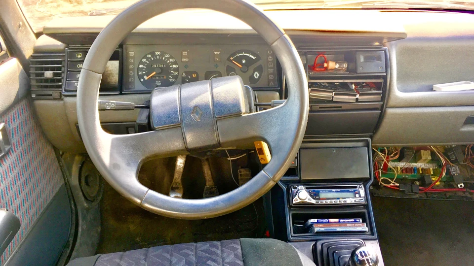 Renault 11 2