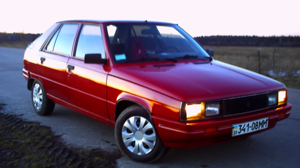 Renault 11 На100яща FRANцужинка 2