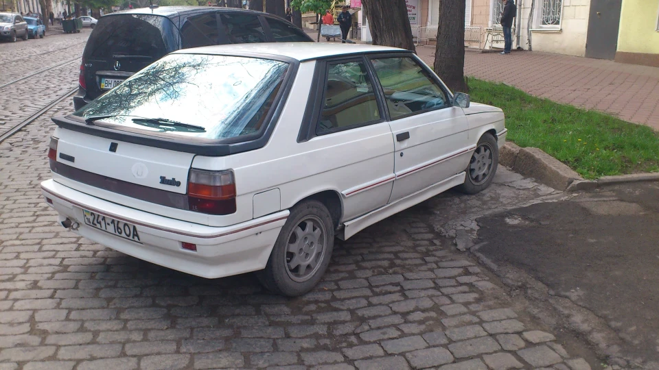 Renault 11 TURBO GT 5
