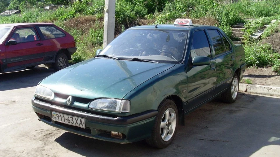 Renault 19 2