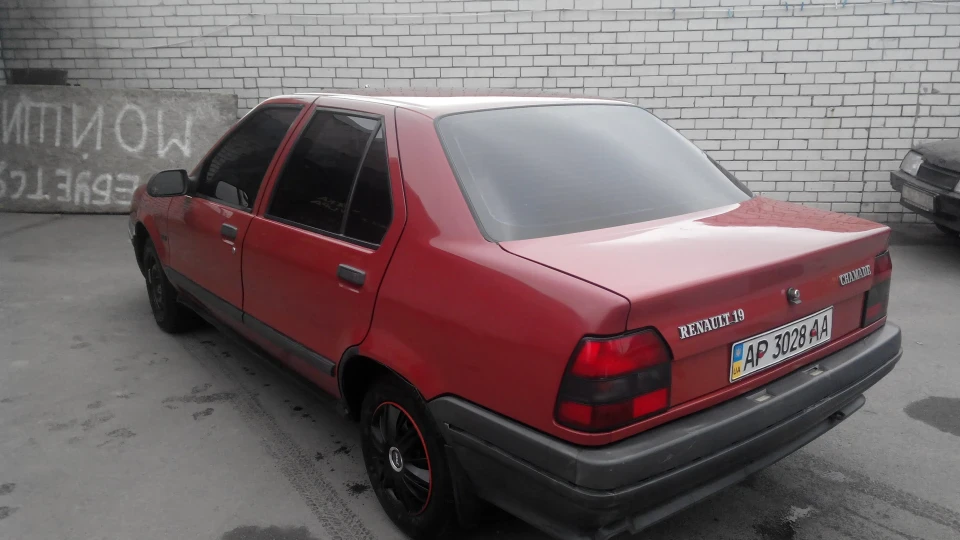 Renault 19 3