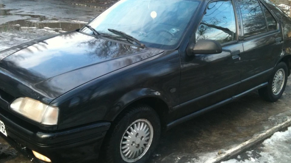 Renault 19